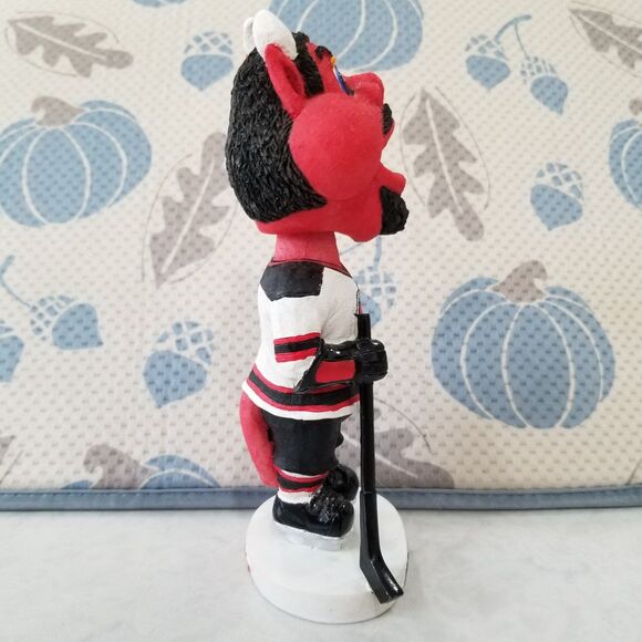 New Jersey Devils Mascot Bobblehead in White Jersey by Bobble Dobbles Rare 2001 - Picture 8 of 10